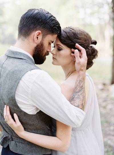 Elegant And Timeless Anniversary Shoot