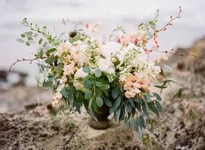 Blush & Navy Wedding Ideas