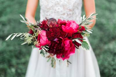 Neutral & Red Wedding Inspiration