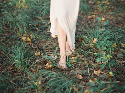 Simple Bridal Shoot In The Woods