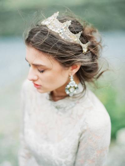 Regal Bridal Shoot In The Georgian Mountains