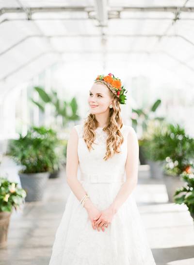 Fun Fresh Bridal Session In A Glasshouse