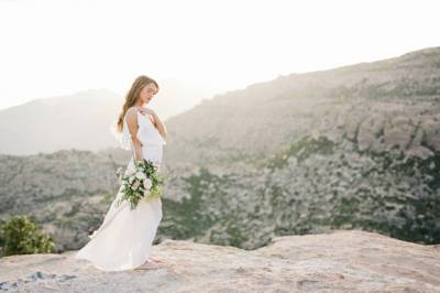 Elegant Arizona Mountain Bridal Shoot