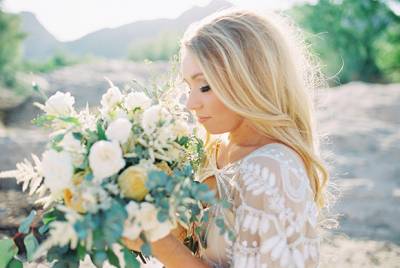 River Bridal Shoot In The Arizona Desert