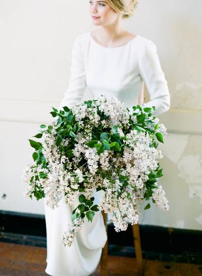 Fresh And Minimalist Spring Wedding Inspiration