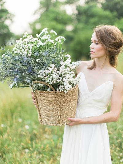 Graceful Bridal Shoot Inspired By Nature