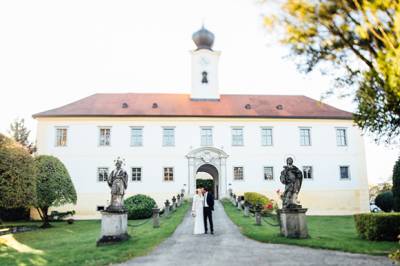 Enchanting Austrian Wedding In A Castle