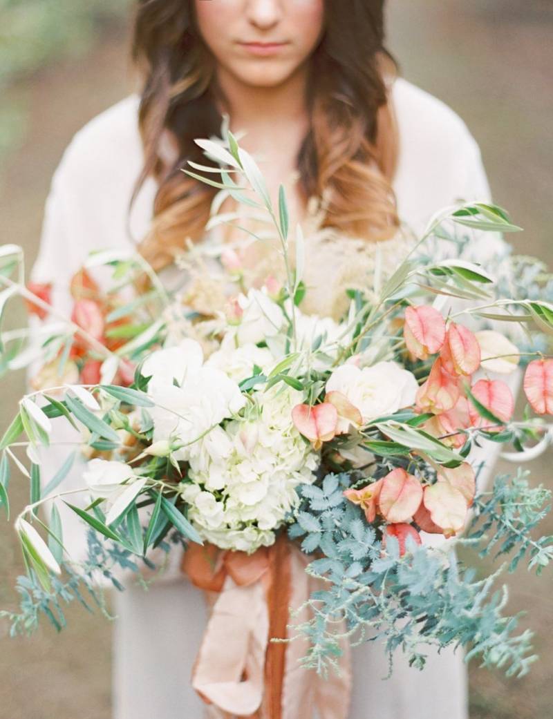 Peach and white bouquet