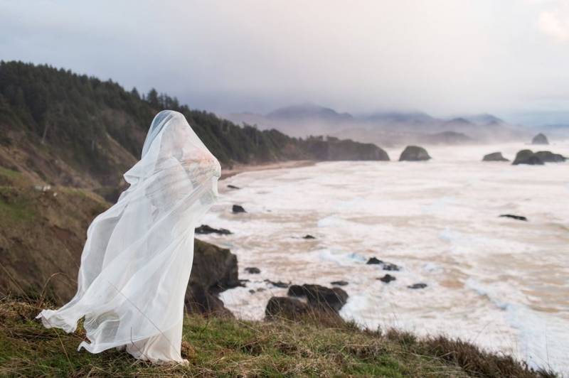 Oregon coast bridal