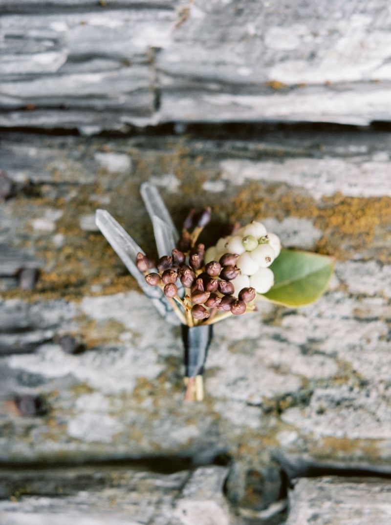 Textural buttonhole