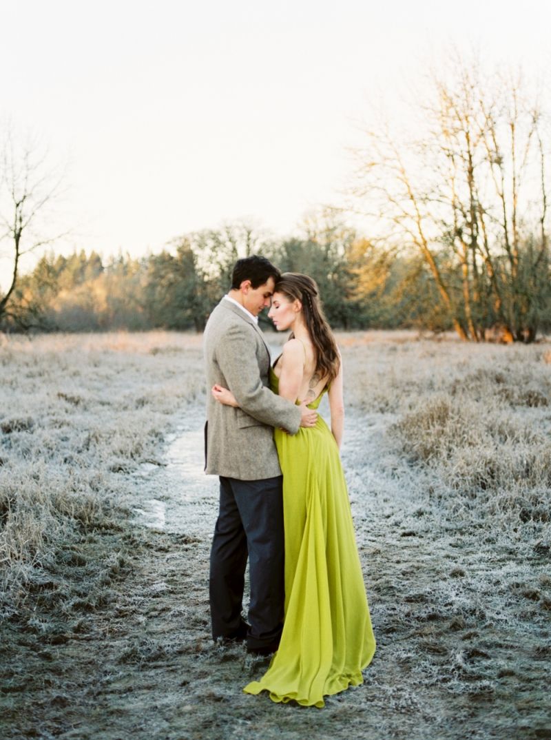 Beautiful frosty winter wedding inspiration