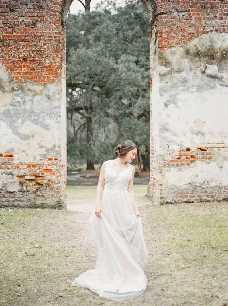 Romantic bridal shoot amongst Old Church Ruins