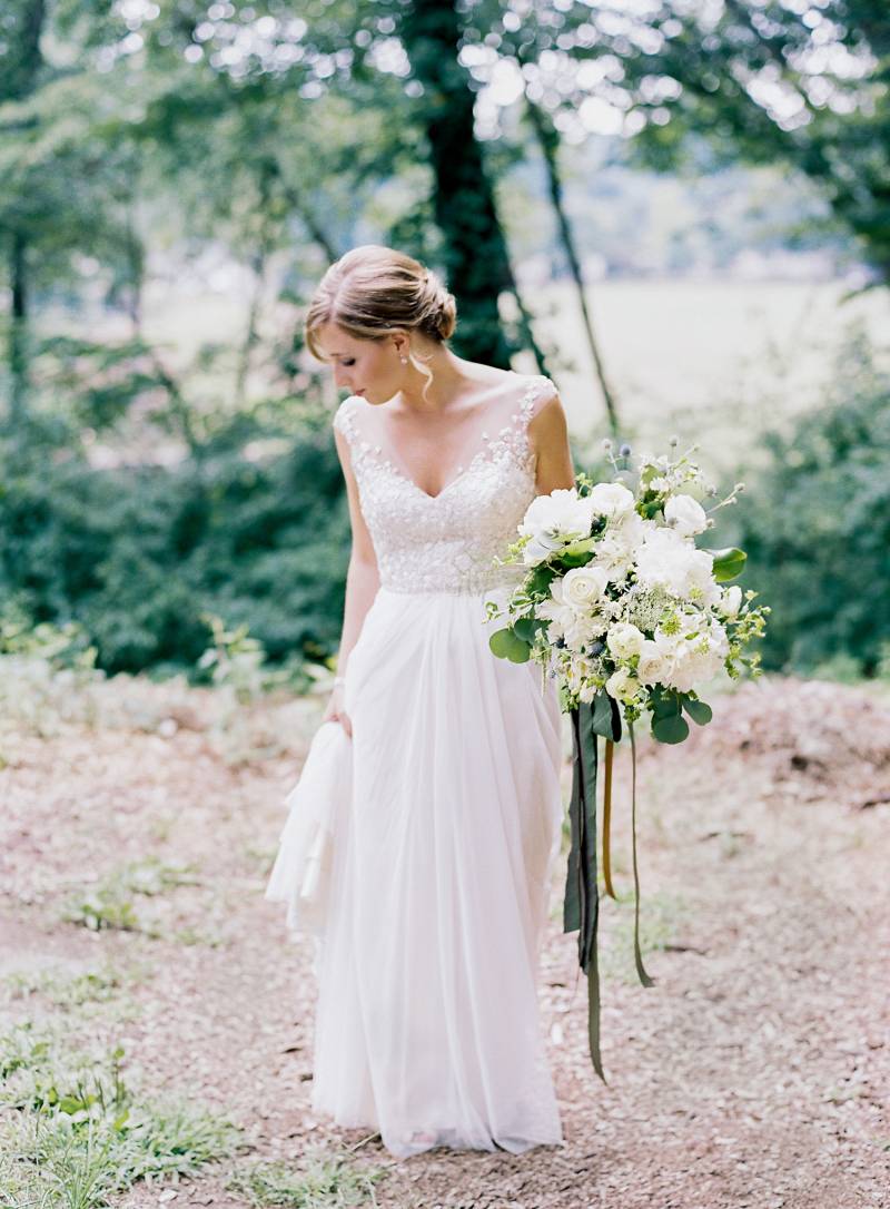 Fresh garden inspired North Carolina Wedding