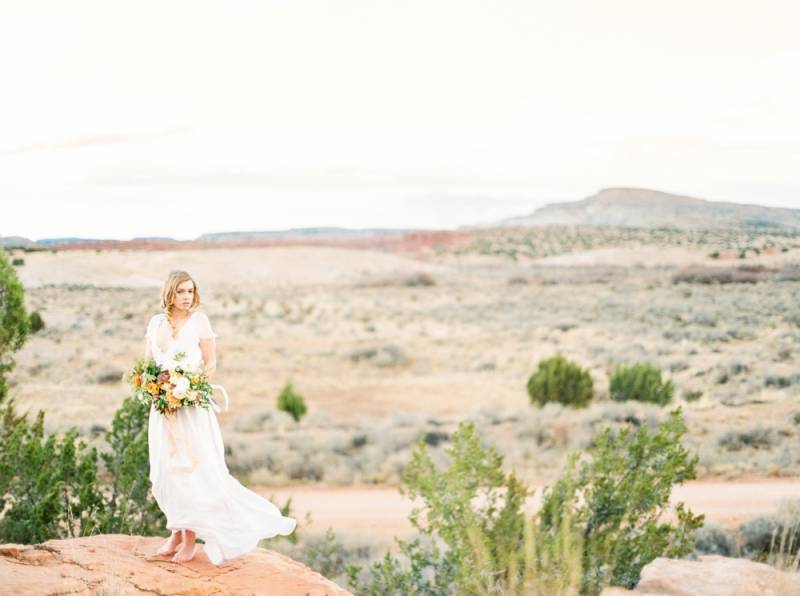 Romantic and intimate desert bridal inspiration