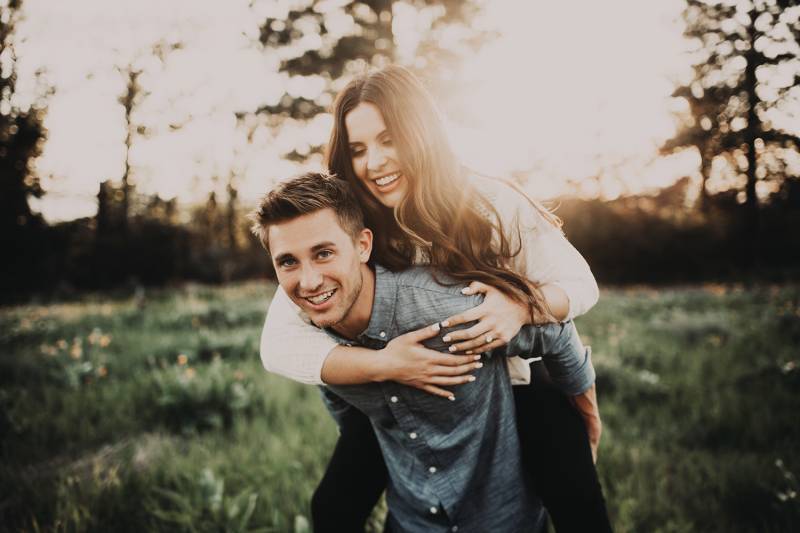 Stunning light filled Utah engagement photos