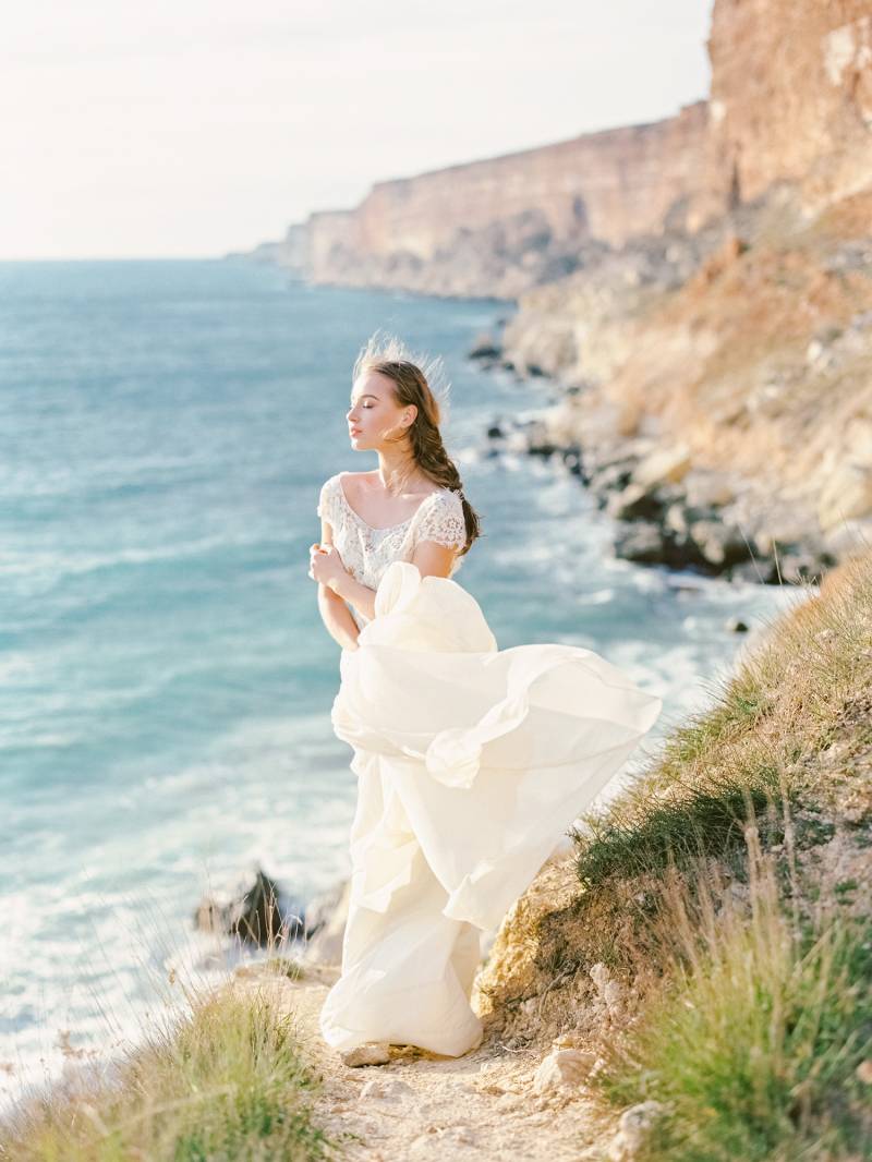 Ethereal bridal inspiration on the Crimean Peninsula