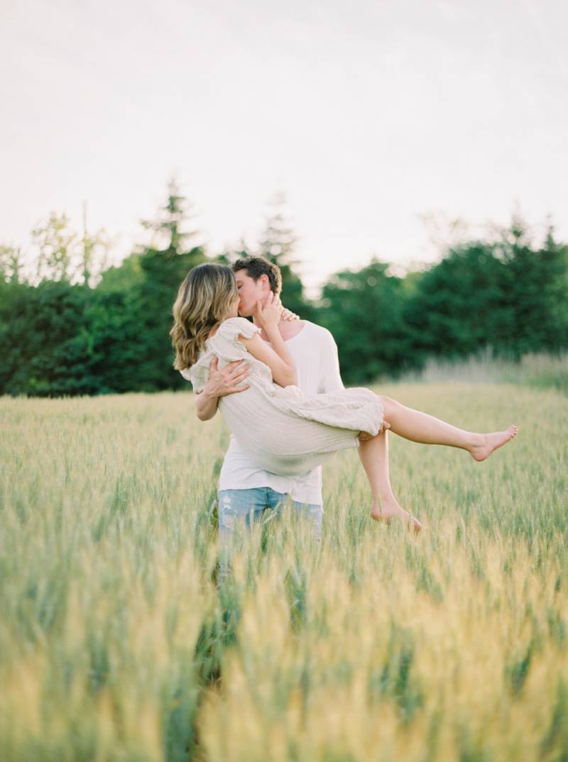 Sweet and simple couples shoot