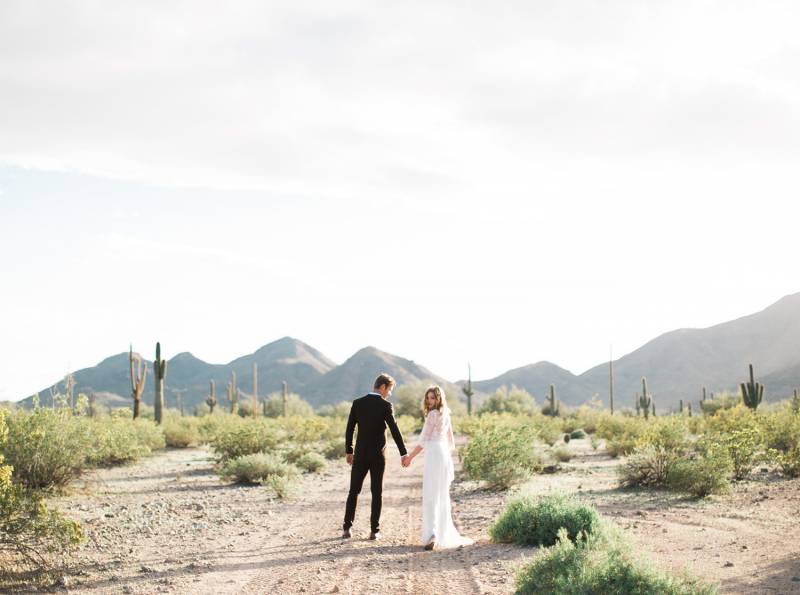 Eclectic bridal beauty in the desert