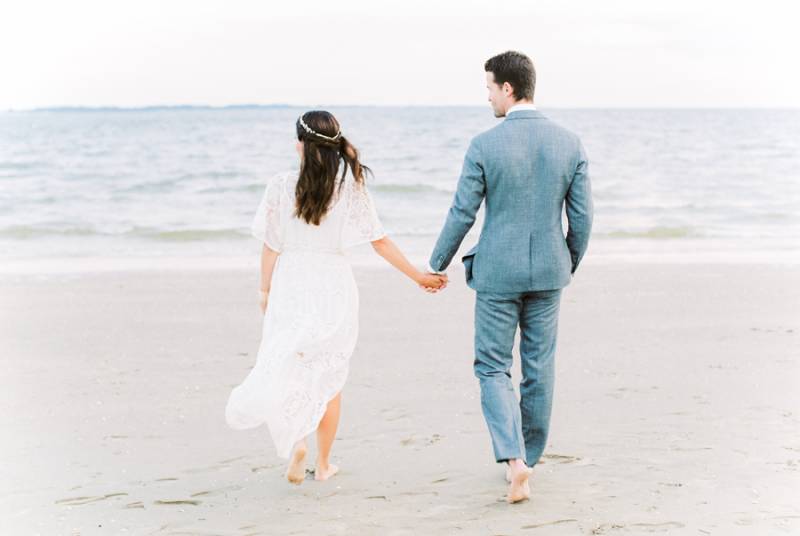 Romantic beach anniversary photo shoot