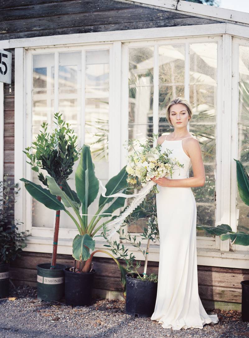 Natural bridal inspiration in botanical gardens