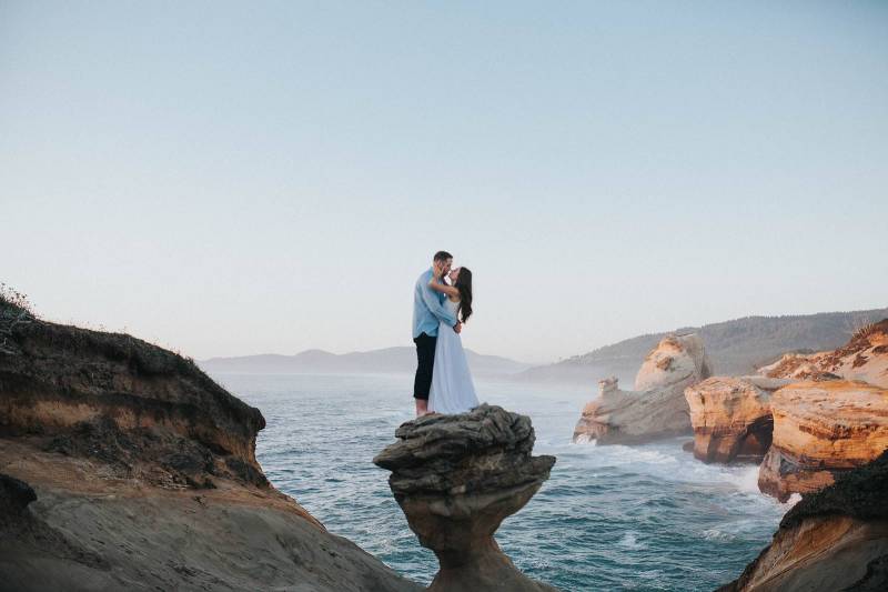 Sunset engagement photos at the iconic Cape Kiwanda