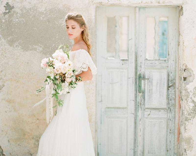 Free spirited bridal inspiration on Santorini