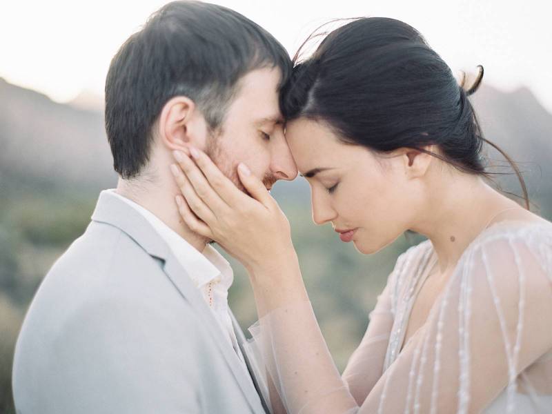 Las Vegas Elopement photos in the desert