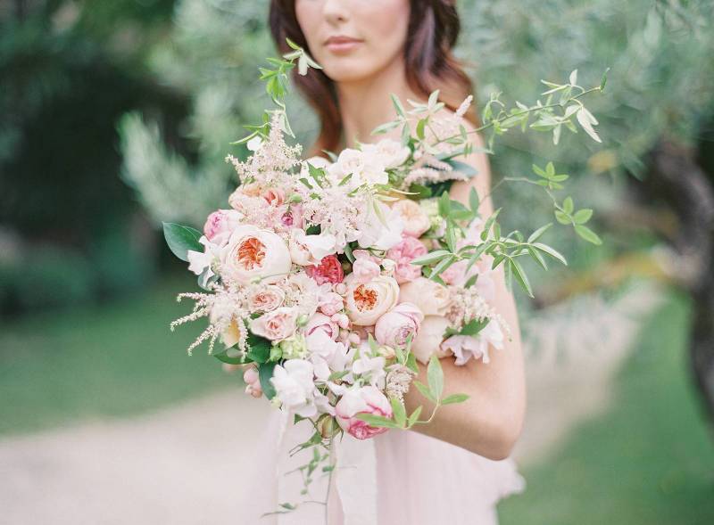 Peaceful & tranquil Provence bridal session