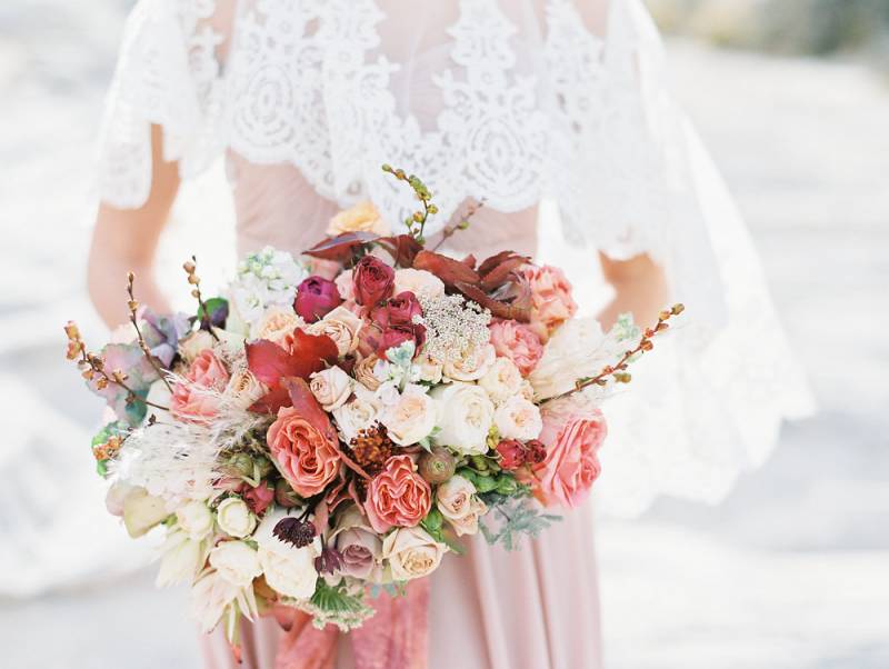 Spanish inspired bridal shoot in the Utah desert