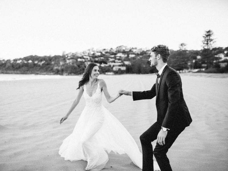 Elopement inspiration from the beaches of Sydney