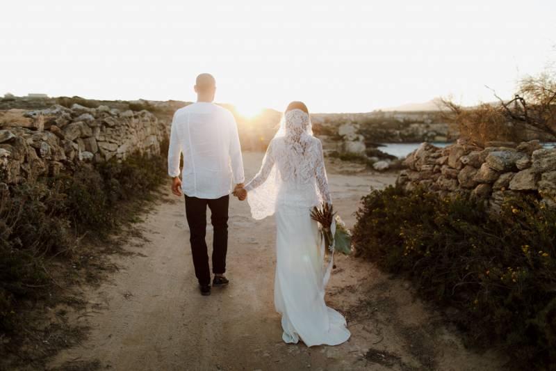 Elegant & natural mediterranean elopement inspiration