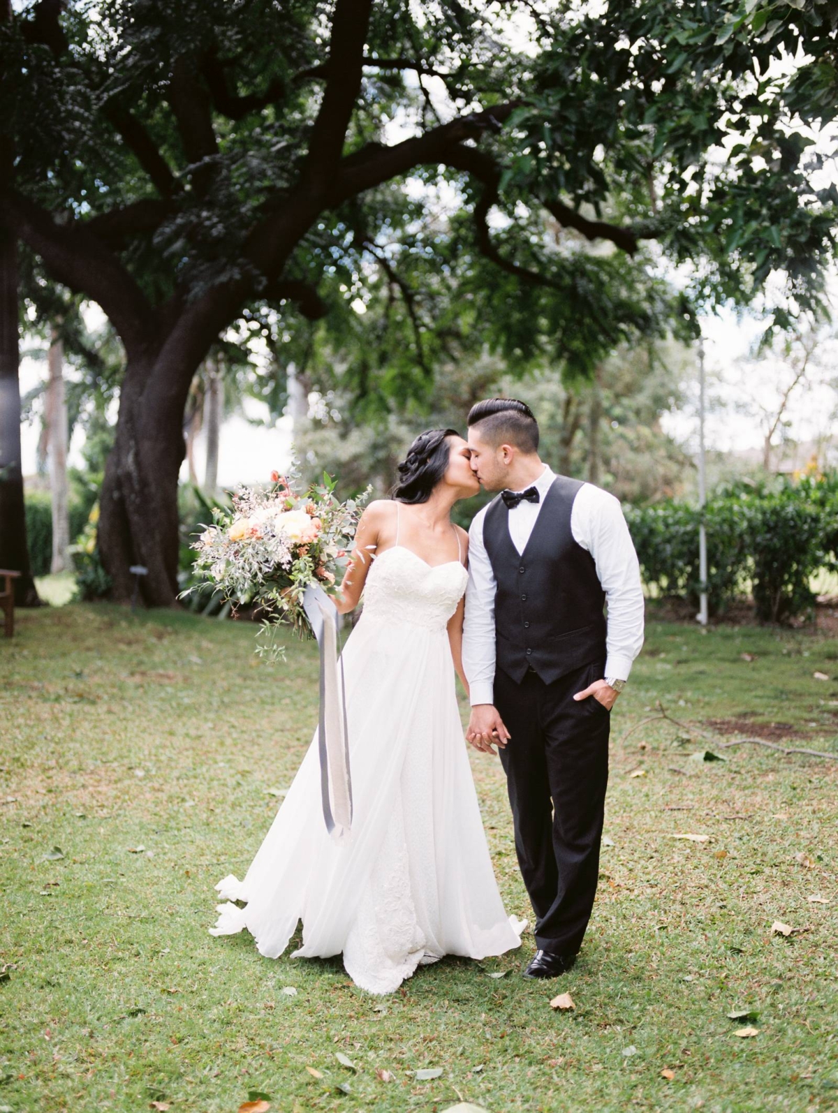 Modern tropical wedding style from Maui