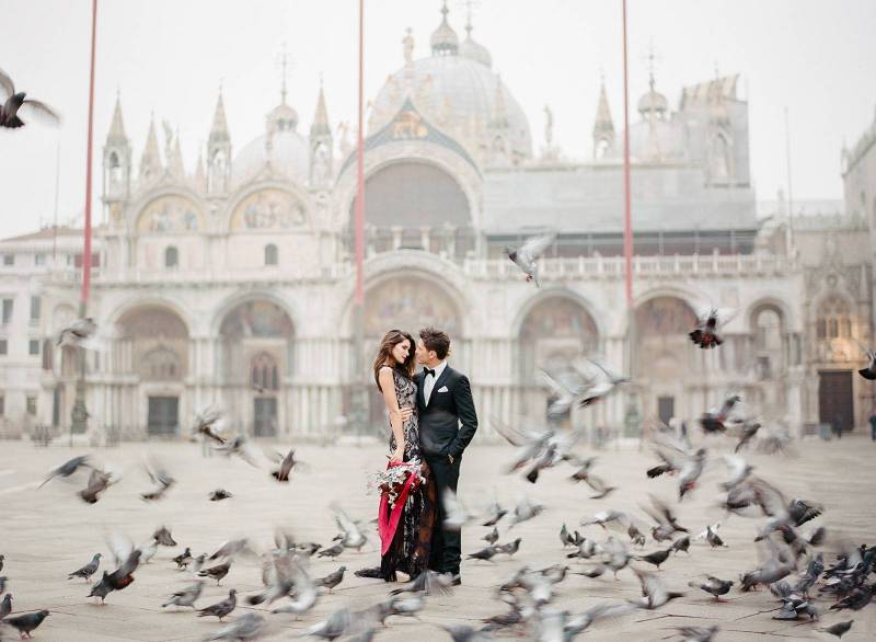 Stunning & glamourous old-world romance in Venice