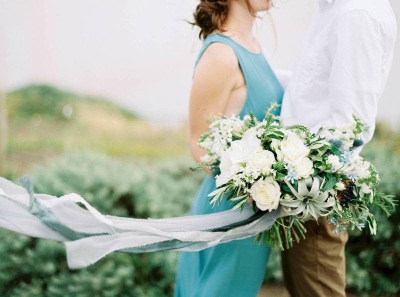 Couples photo shoot in misty San Francisco