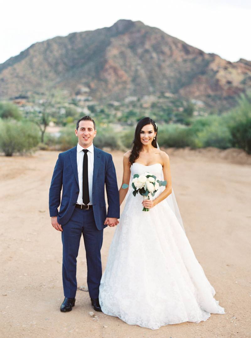 Relaxed spring wedding in the Arizona desert