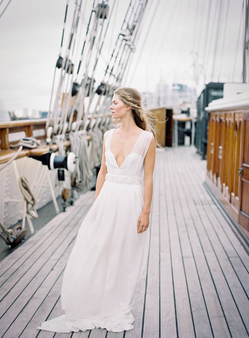 Elegant bridal shoot inspired by Maritime history