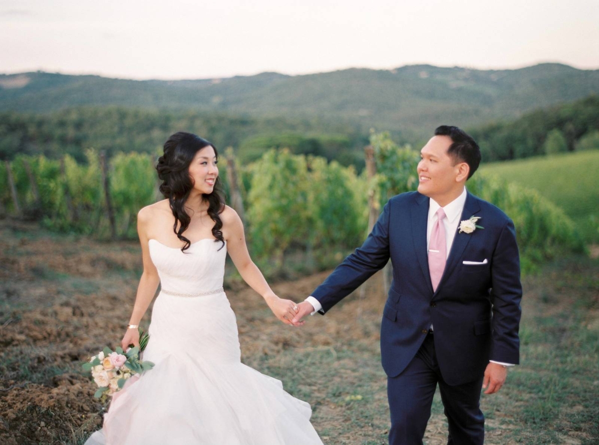 Heartfelt intimate wedding at a Tuscan winery