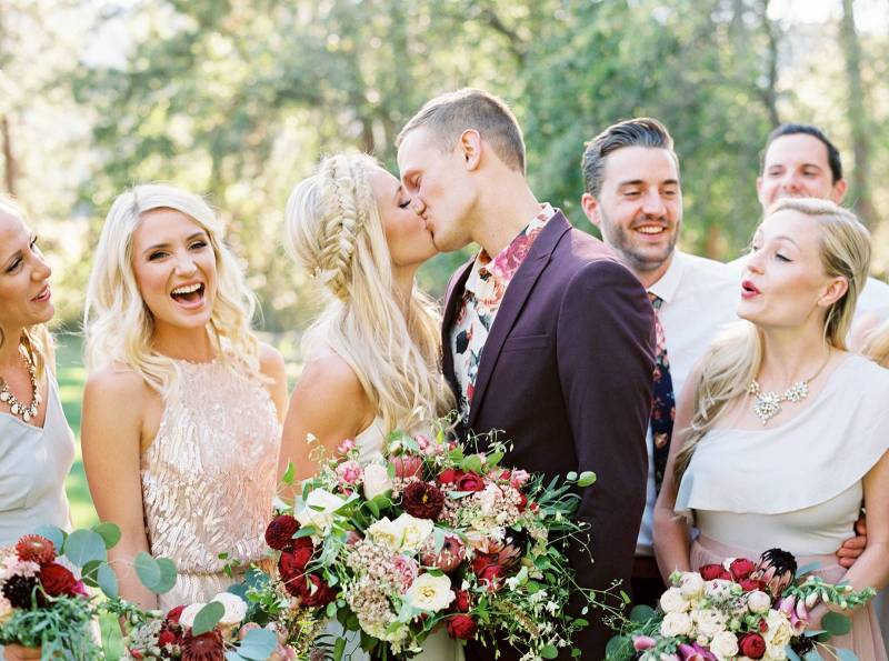 Colourful laid-back lake wedding in Eastern Washington