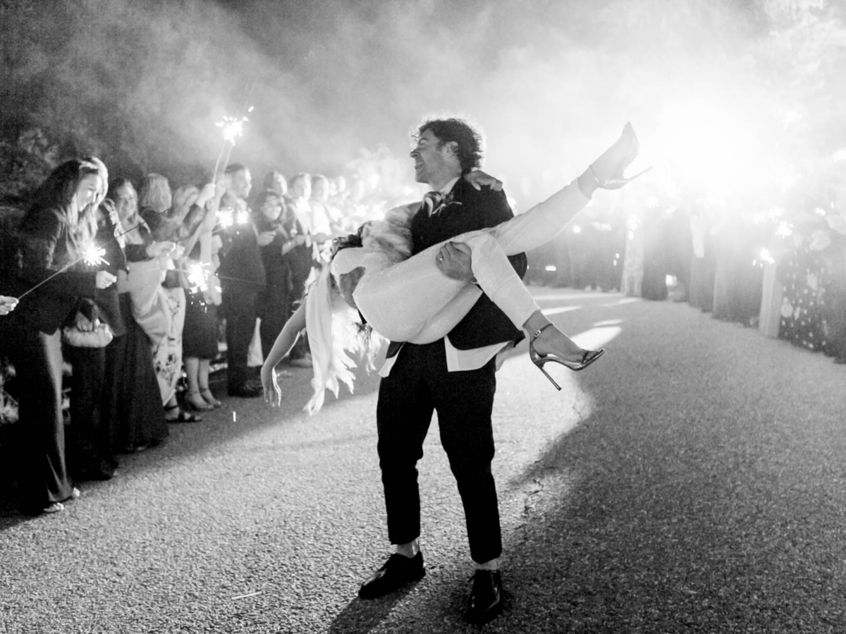 Organic Mountain Wedding in Aspen with modern edge