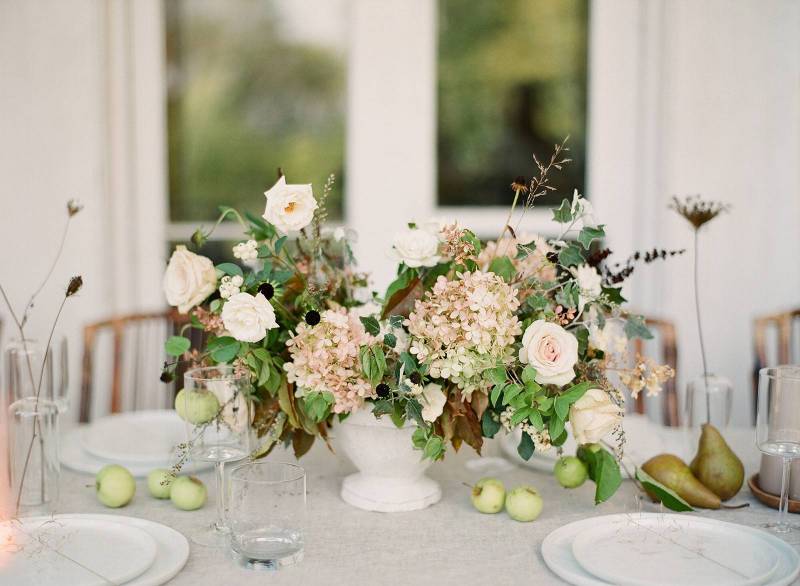 Elegant wedding ideas in a neutral colour palette