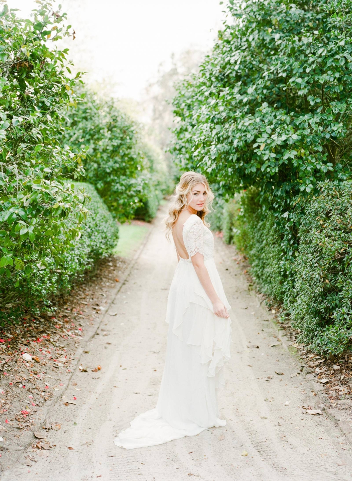 Sweet & romantic Charleston Bridal Session