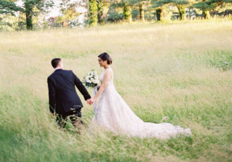 Timeless & romantic garden wedding in Virginia