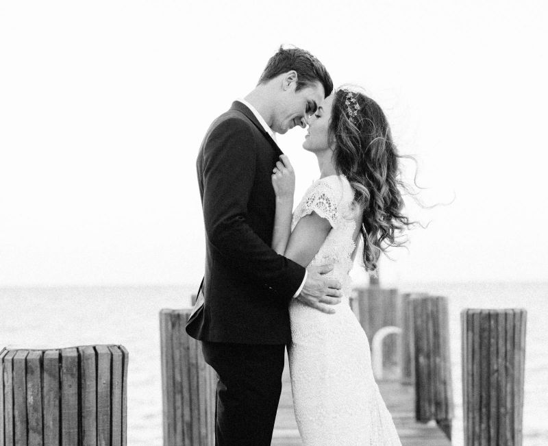 Casual & relaxed Florida wedding with a touch of bohemia