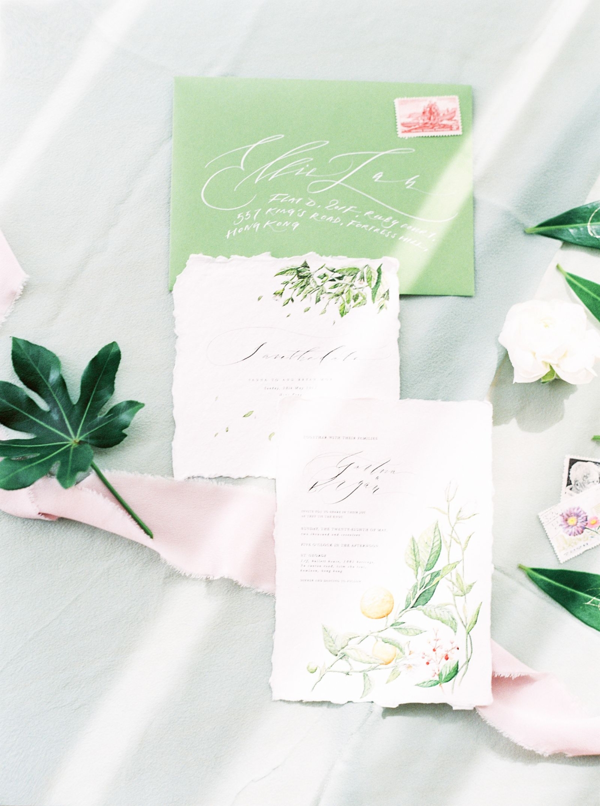 Botanical inspired Chinoiserie bridal session