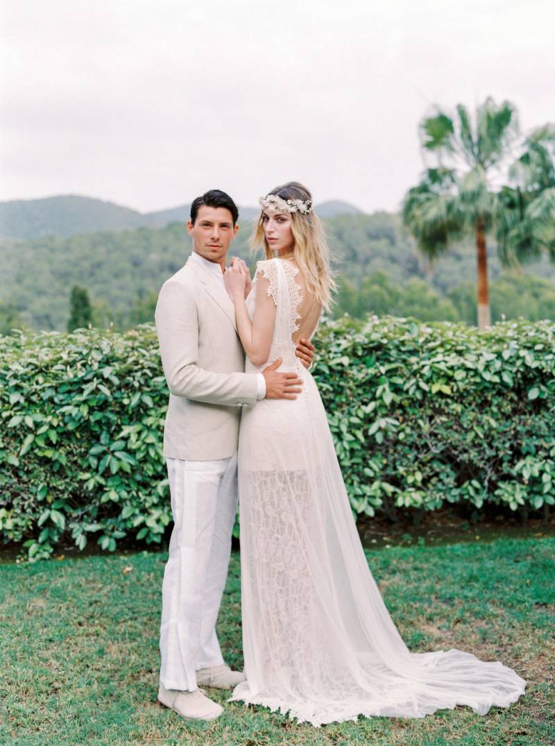 Chic & stylish faux wedding in Ibiza