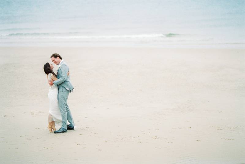 Down-to-earth Northsea Wedding with a timeless appeal