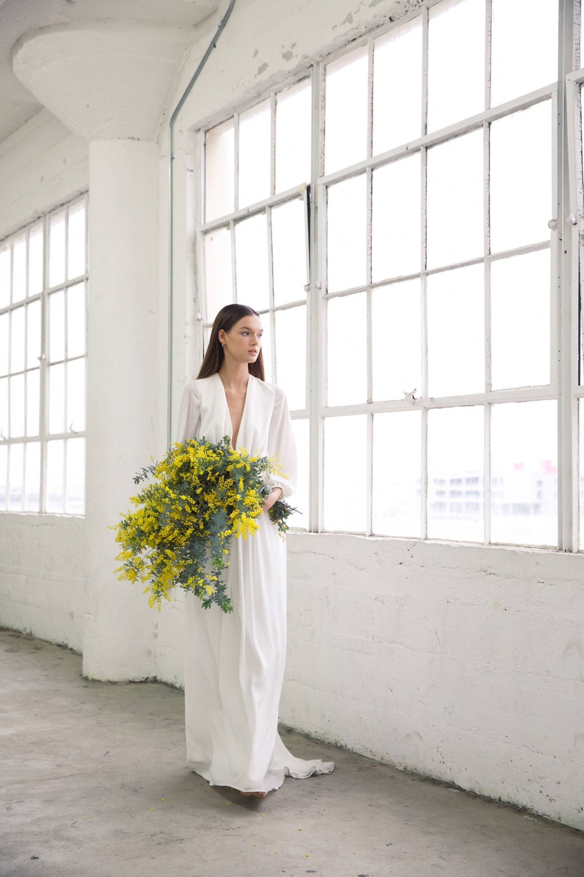 Fresh & sophisticated yellow wedding shoot inspired by the Acacia tree