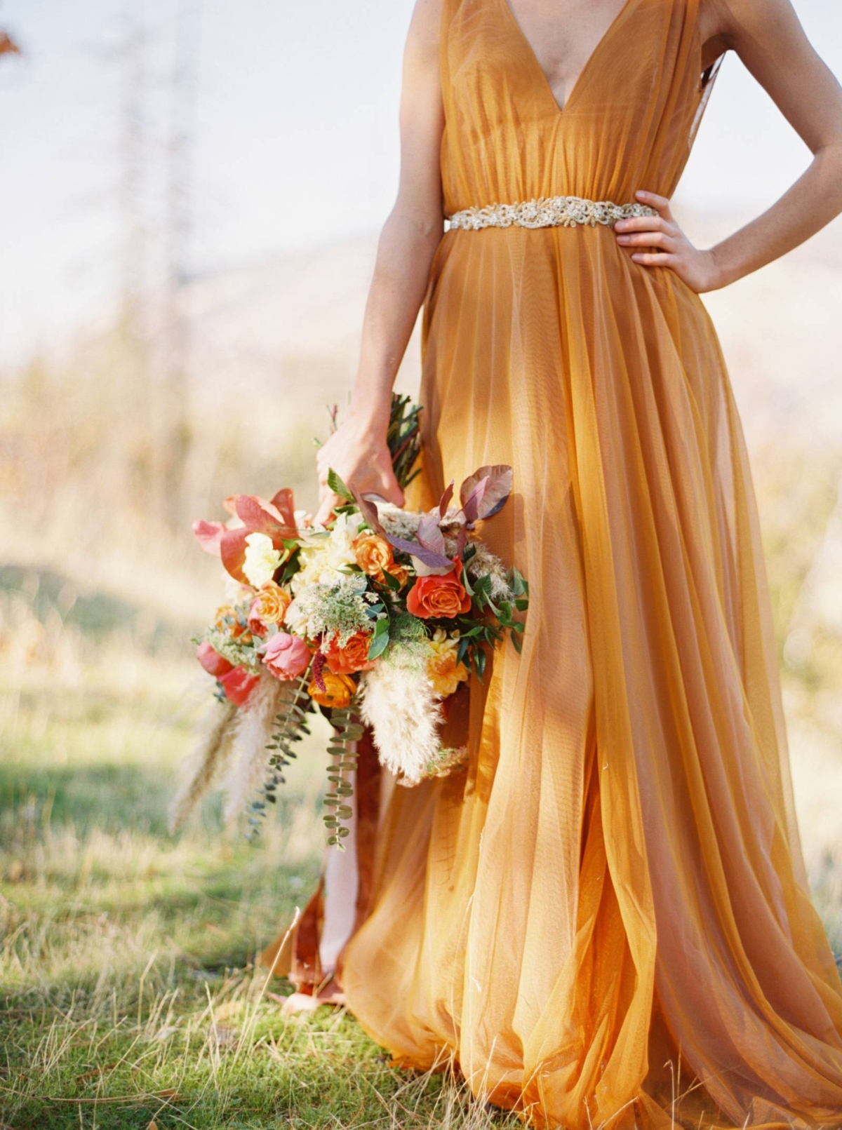 Vibrant bridal inspiration in Oregon in spicy fall tones