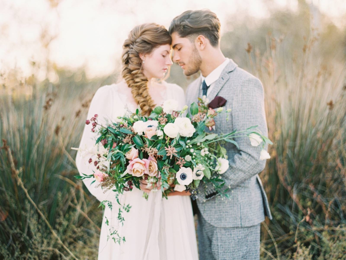 Romantic Celtic elopement shoot inspired by Impressionist paintings