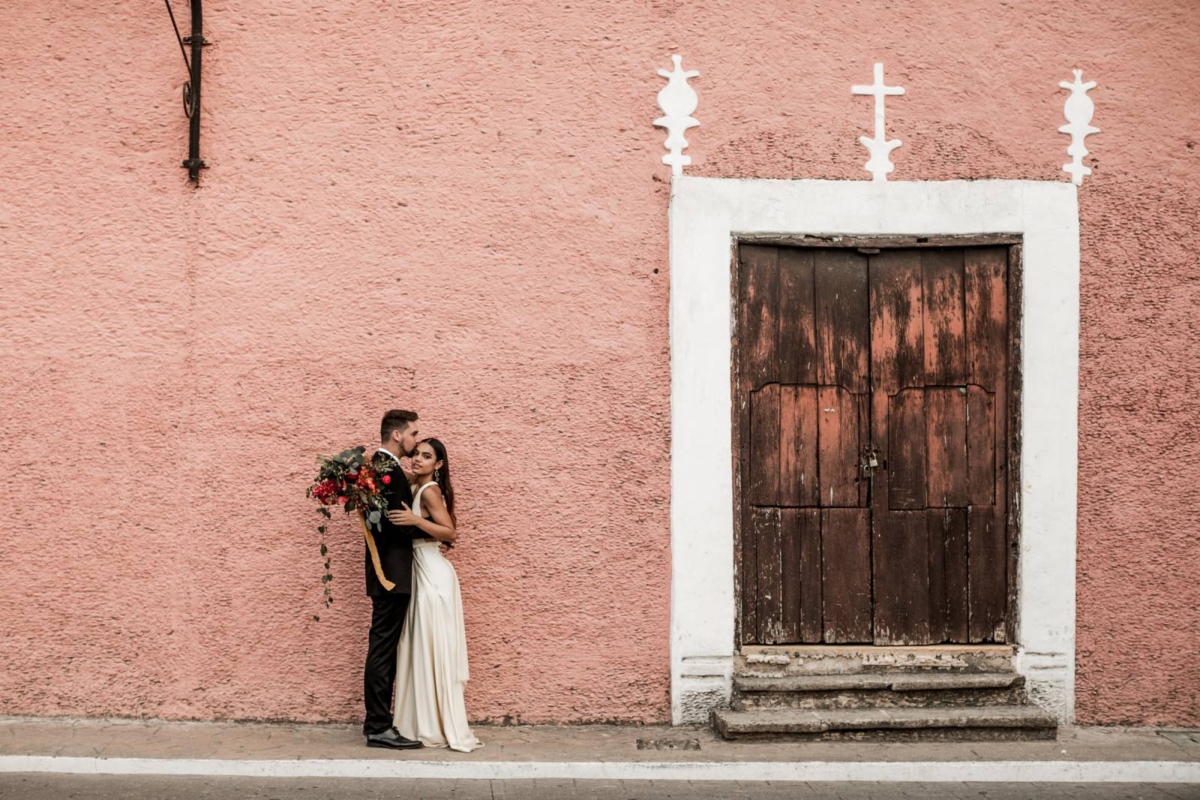 Colourful Elopement Inspiration honouring the rich Mexican culture